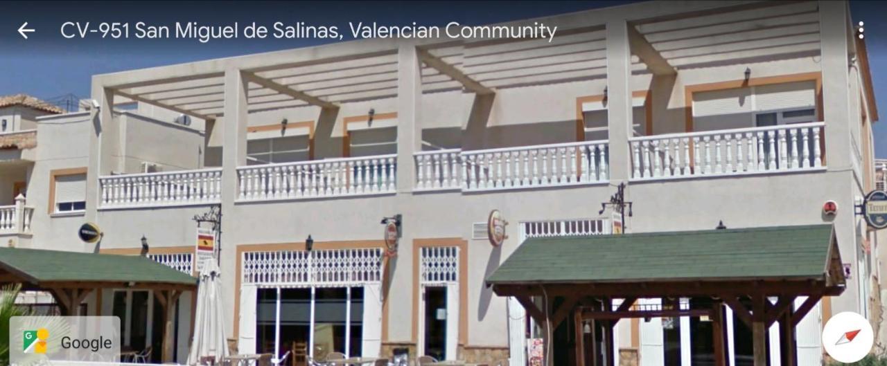 Hotel La Oficina San Miguel De Salinas Exteriér fotografie